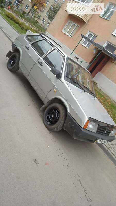 Хэтчбек ВАЗ / Lada 2109 2006 в Дрогобыче