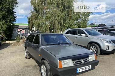 Хэтчбек ВАЗ / Lada 2109 1996 в Коломые