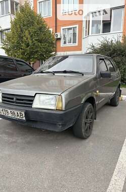 Хетчбек ВАЗ / Lada 2109 1990 в Бучі