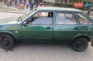 Хэтчбек ВАЗ 2109 1995 в 