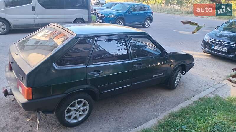 Хетчбек ВАЗ 2109 2002 в 