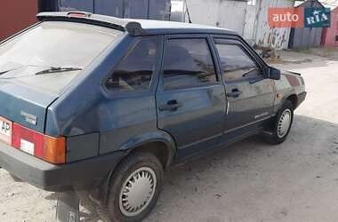 Хэтчбек ВАЗ / Lada 2109 2004 в Каневе