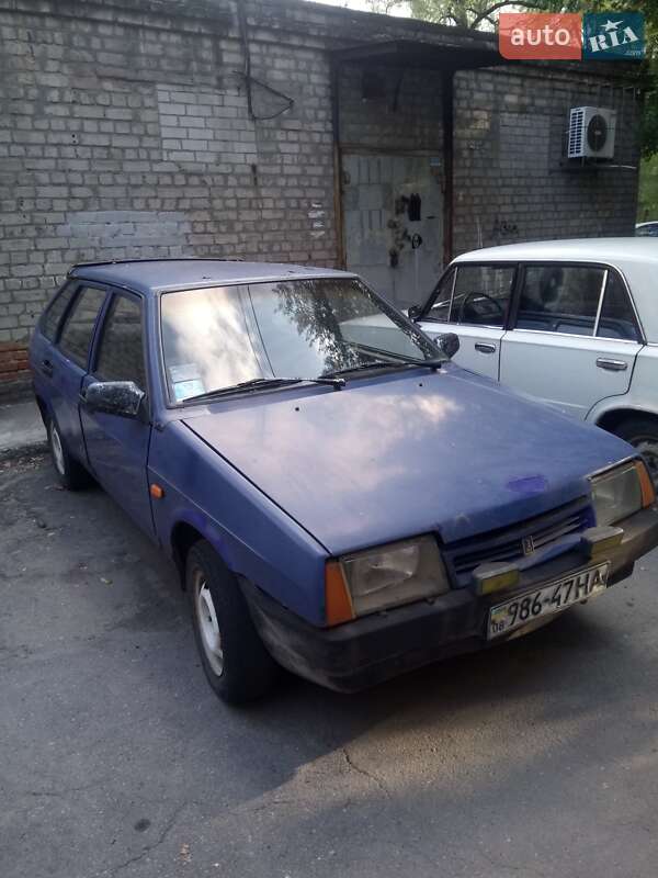 Хэтчбек ВАЗ / Lada 2109 1987 в Запорожье фото 3 Хэтчбек ВАЗ / Lada 2109 1987 в Запорожье