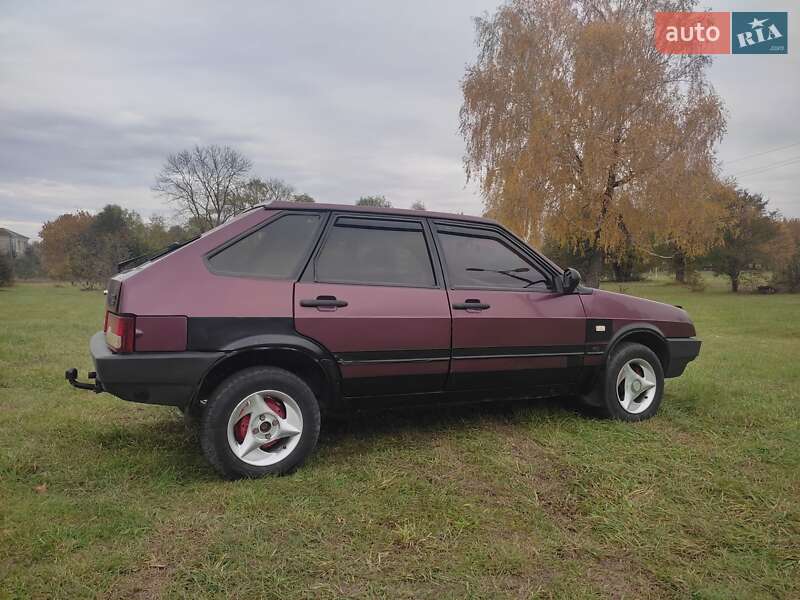 Хэтчбек ВАЗ / Lada 2109 1995 в Изяславе