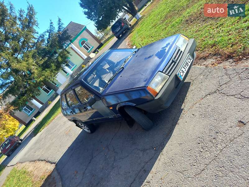 Хэтчбек ВАЗ / Lada 2109 1997 в Христиновке