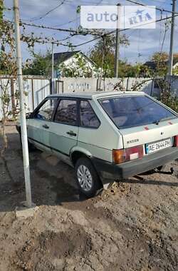 Хэтчбек ВАЗ / Lada 2109 1999 в Кривом Роге