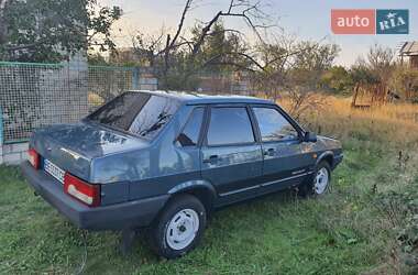 Хэтчбек ВАЗ / Lada 2109 2001 в Николаеве