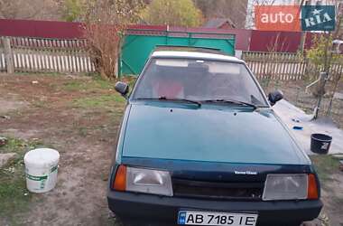 Хэтчбек ВАЗ / Lada 2109 2001 в Виннице