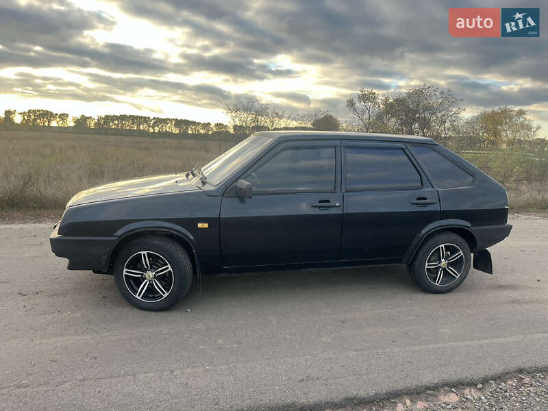 Хэтчбек ВАЗ / Lada 2109 2010 в Нежине