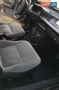 Хэтчбек ВАЗ / Lada 2109 1999 в Мукачево фото 3 Хэтчбек ВАЗ / Lada 2109 1999 в Мукачево