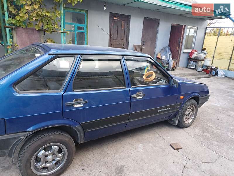 Хэтчбек ВАЗ / Lada 2109 1994 в Новомосковске