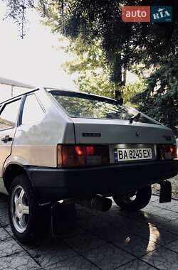 Хэтчбек ВАЗ / Lada 2109 2006 в Пятихатках