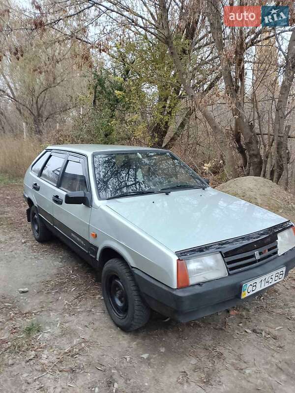 Хэтчбек ВАЗ / Lada 2109 2002 в Прилуках