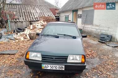 Хэтчбек ВАЗ / Lada 2109 2002 в Нежине