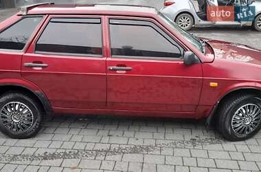 Хэтчбек ВАЗ 2109 1997 в 