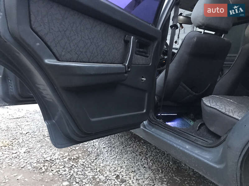 Хетчбек ВАЗ / Lada 2109 2005 в Мукачевому фото 5 Хетчбек ВАЗ / Lada 2109 2005 в Мукачевому