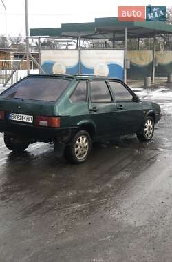 Хетчбек ВАЗ / Lada 2109 2004 в Рокитному