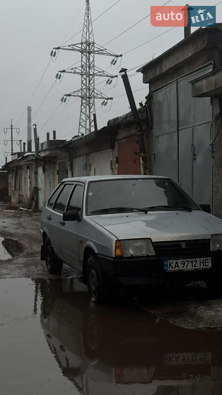 Хэтчбек ВАЗ / Lada 2109 2005 в Киеве