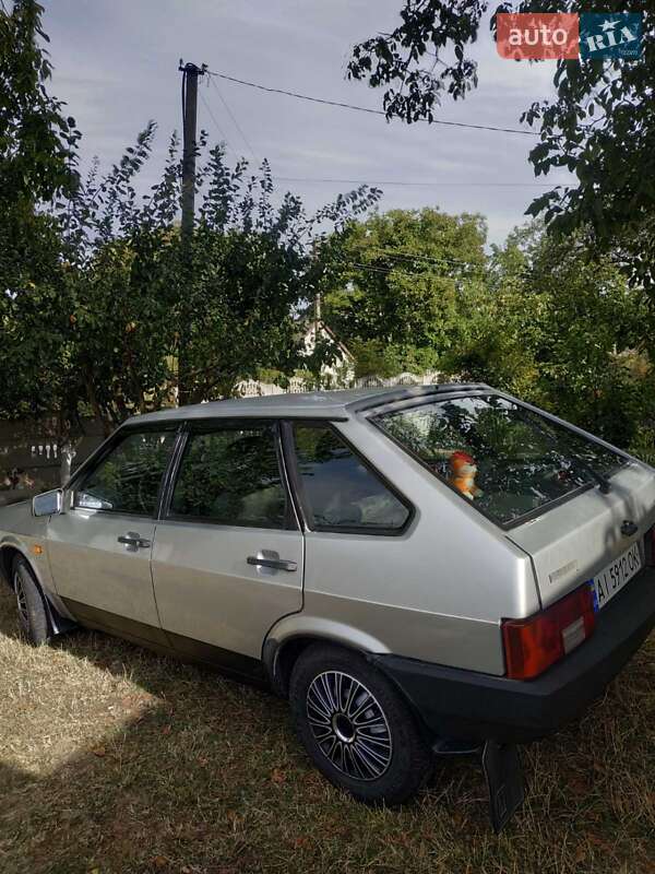 Хетчбек ВАЗ 2109 2002 в 