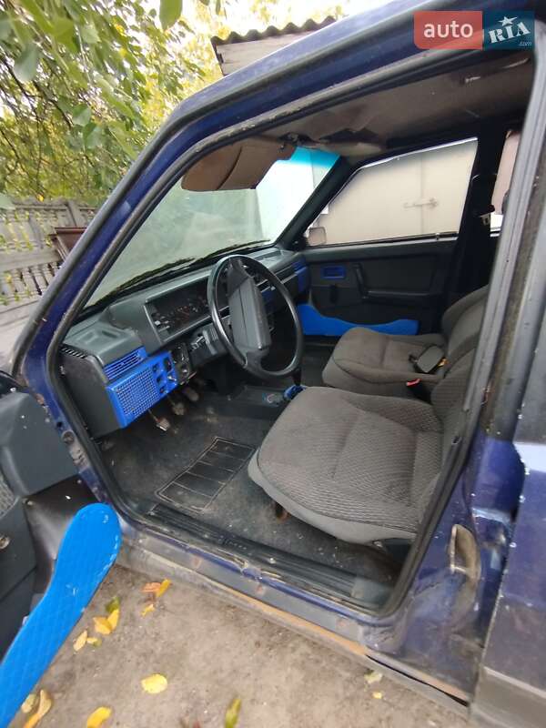 Хэтчбек ВАЗ / Lada 2109 2003 в Ракитном