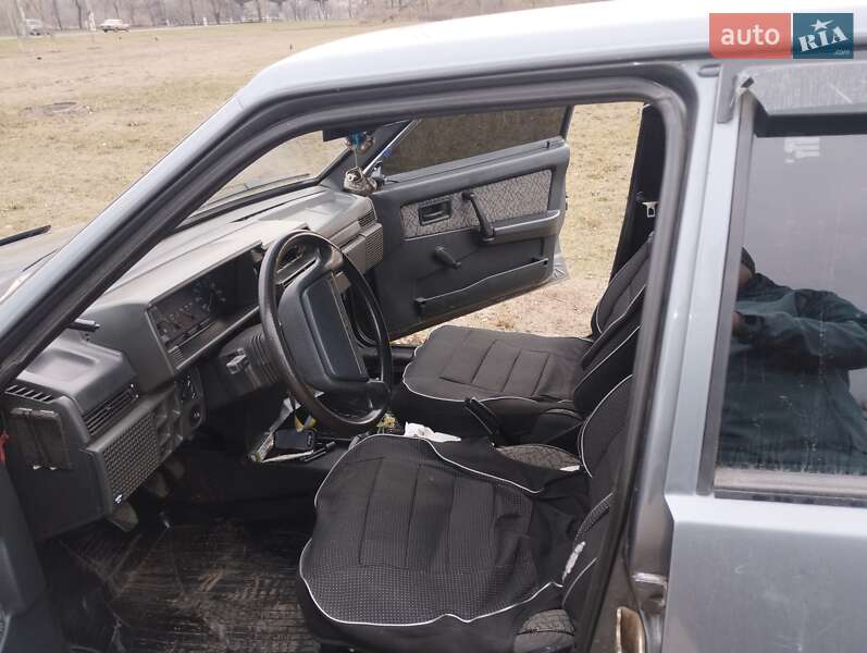 Хэтчбек ВАЗ / Lada 2109 2006 в Кривом Роге