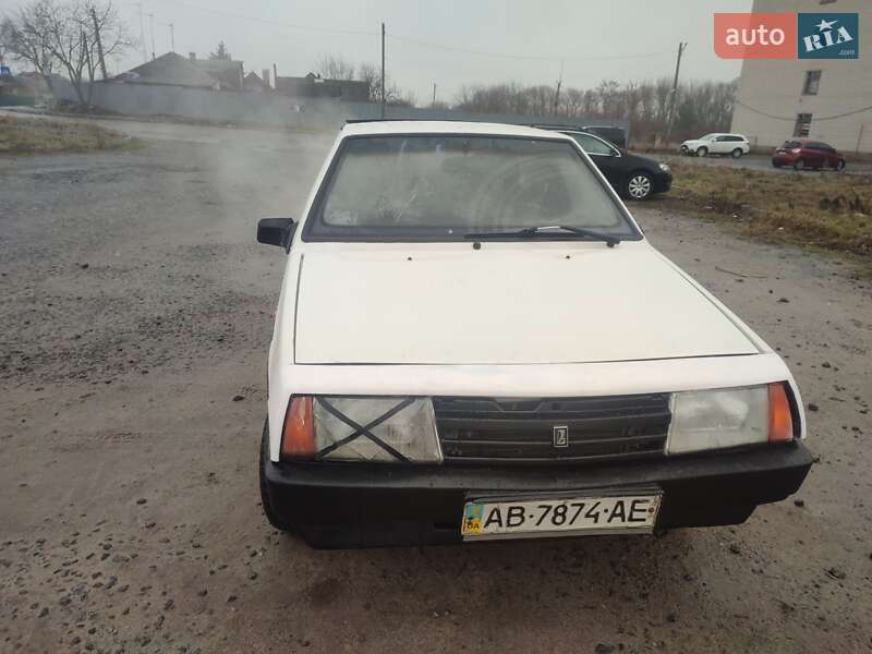 Хэтчбек ВАЗ / Lada 2109 1990 в Бердичеве