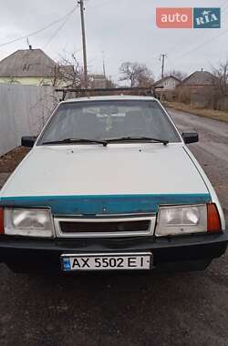 Хэтчбек ВАЗ 2109 1999 в 