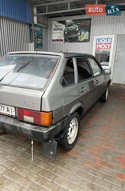 Хэтчбек ВАЗ 2109 1991 в 