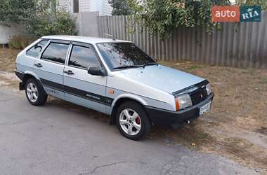 Хэтчбек ВАЗ 2109 2004 в 