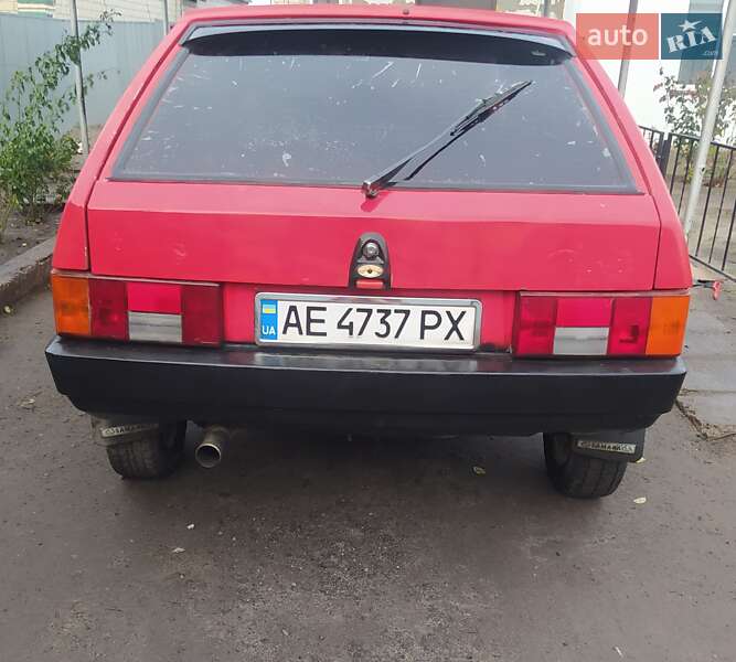 Хэтчбек ВАЗ / Lada 2109 1990 в Царичанке