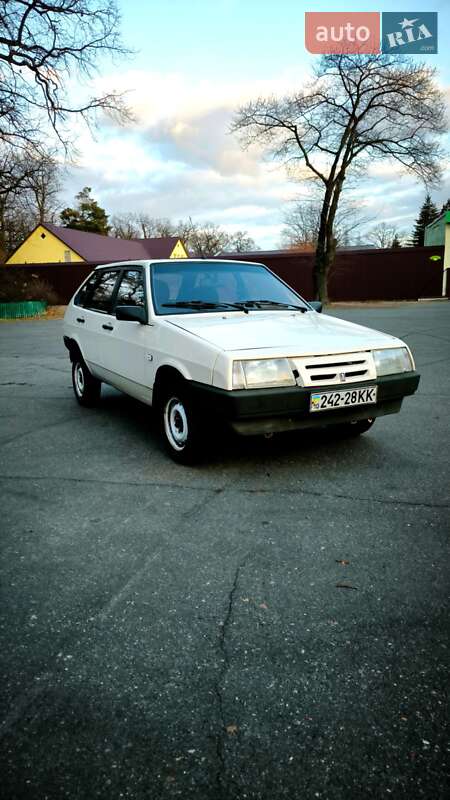 Хэтчбек ВАЗ / Lada 2109 1991 в Киеве