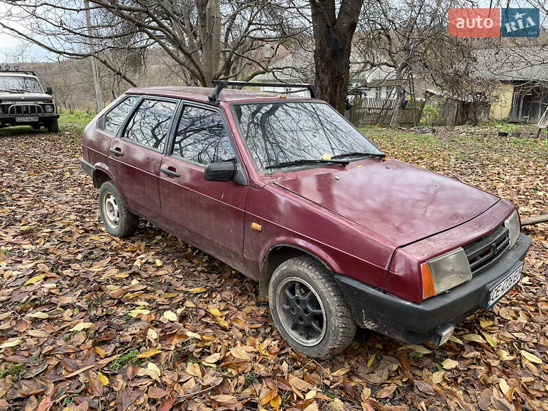 Хетчбек ВАЗ / Lada 2109 1988 в Чернівцях