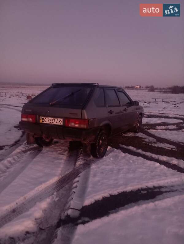 Хэтчбек ВАЗ 2109 1995 в 