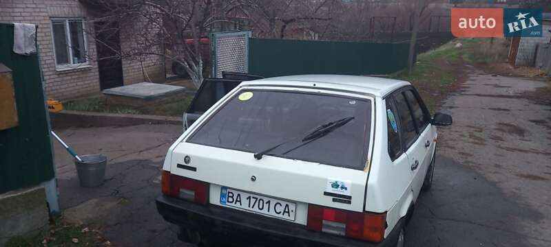 Хэтчбек ВАЗ / Lada 2109 1990 в Кривом Роге