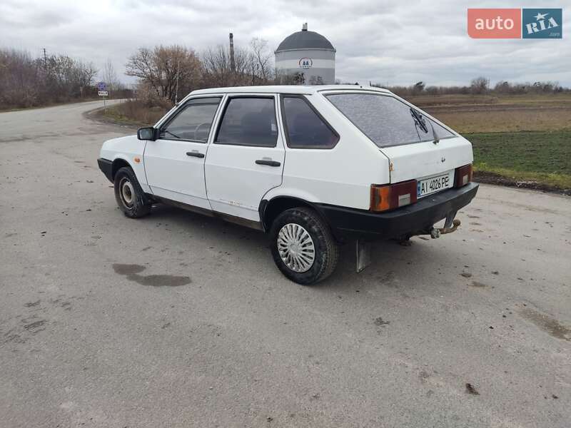 Хэтчбек ВАЗ / Lada 2109 1996 в Радехове