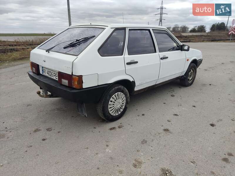 Хэтчбек ВАЗ / Lada 2109 1996 в Радехове