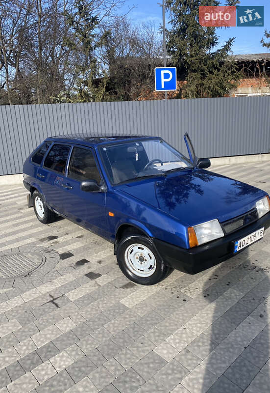 Хэтчбек ВАЗ / Lada 2109 2005 в Ужгороде