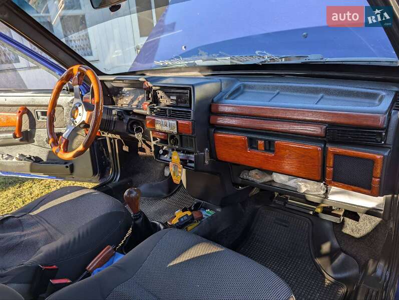 Хэтчбек ВАЗ / Lada 2109 2004 в Костополе