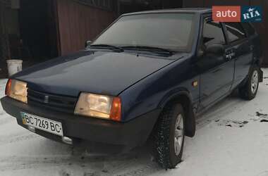 Хетчбек ВАЗ / Lada 2109 2005 в Великих Мостах