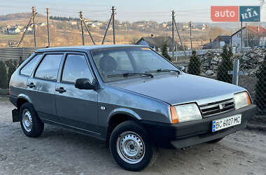 Хетчбек ВАЗ / Lada 2109 2003 в Львові