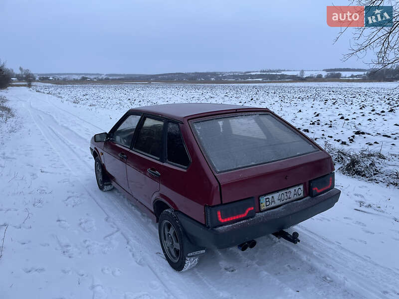 Хэтчбек ВАЗ / Lada 2109 1995 в Первомайске