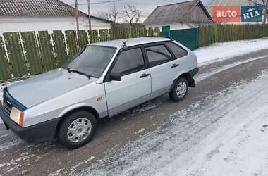 Хэтчбек ВАЗ / Lada 2109 2001 в Белой Церкви