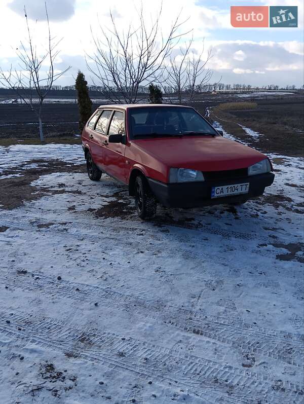 Хэтчбек ВАЗ / Lada 2109 1995 в Песчаном