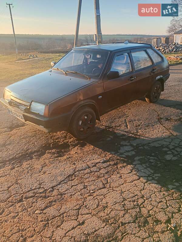 Хэтчбек ВАЗ / Lada 2109 1993 в Арбузинке
