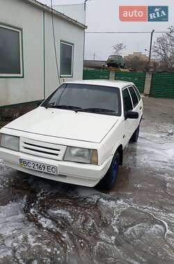 Хэтчбек ВАЗ / Lada 2109 1989 в Каменке-Бугской