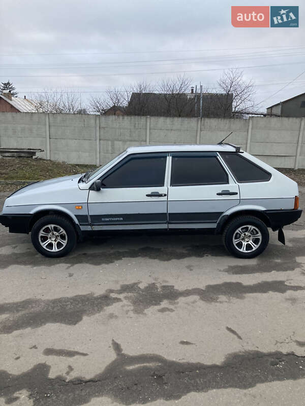 Хэтчбек ВАЗ / Lada 2109 2004 в Любаре