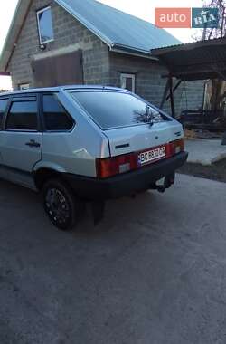 Хэтчбек ВАЗ 2109 2002 в 