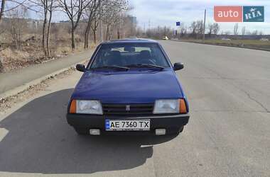 Хэтчбек ВАЗ / Lada 2109 1990 в Кривом Роге