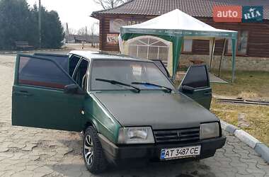 Хетчбек ВАЗ / Lada 2109 2001 в Коломиї