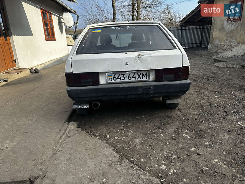 Хэтчбек ВАЗ / Lada 2109 1992 в Ивано-Франковске фото 7 Хэтчбек ВАЗ / Lada 2109 1992 в Ивано-Франковске